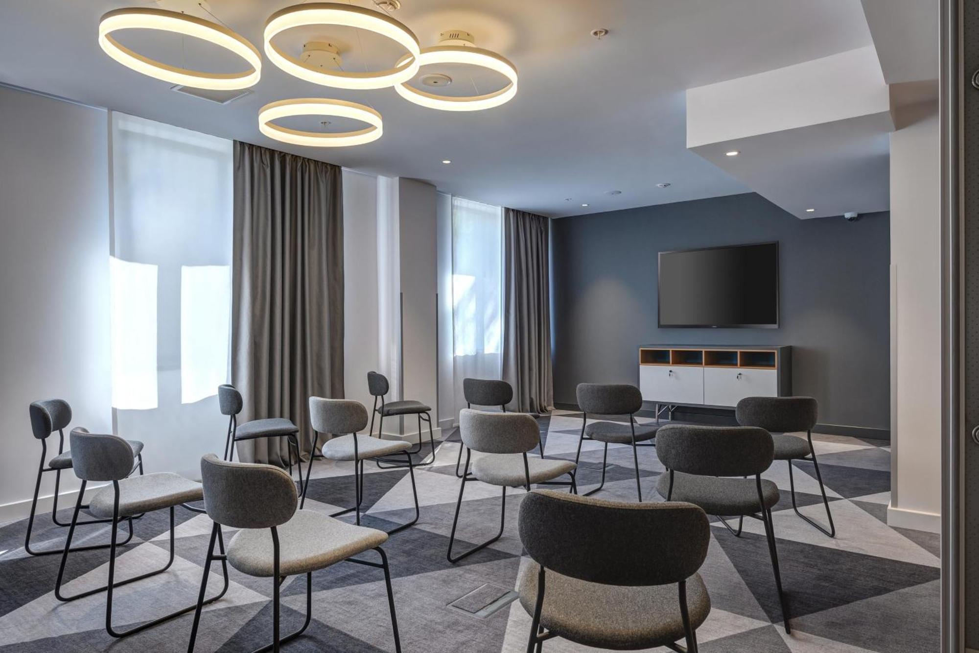 Holiday Inn Express - Astana - Turan By Ihg Ngoại thất bức ảnh